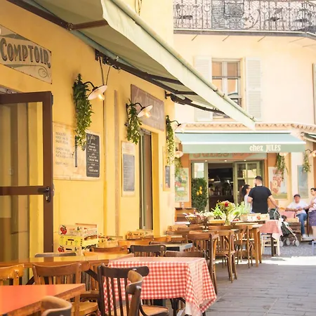 Beautiful Authentic In The Heart Of Old Antibes
