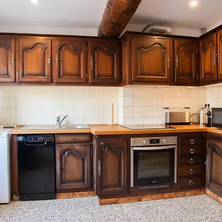 Beautiful Authentic In The Heart Of Old Appartement Antibes