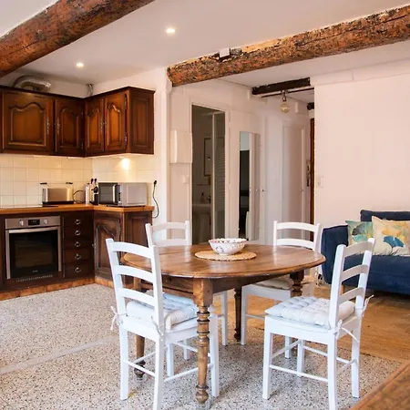 Appartement Beautiful Authentic In The Heart Of Old *