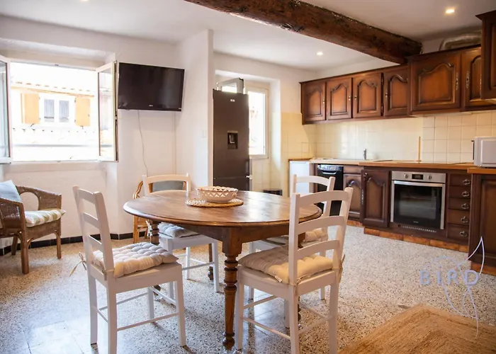 Beautiful Authentic In The Heart Of Old Daire Antibes