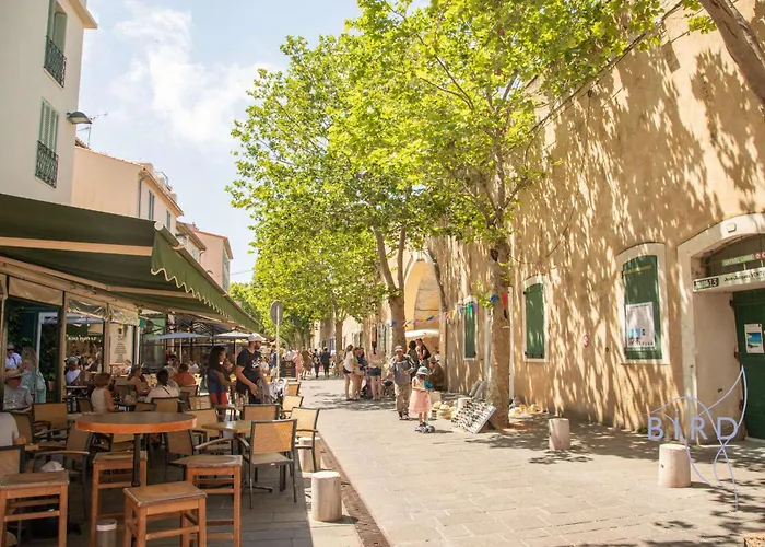 Beautiful Authentic In The Heart Of Old Daire Antibes